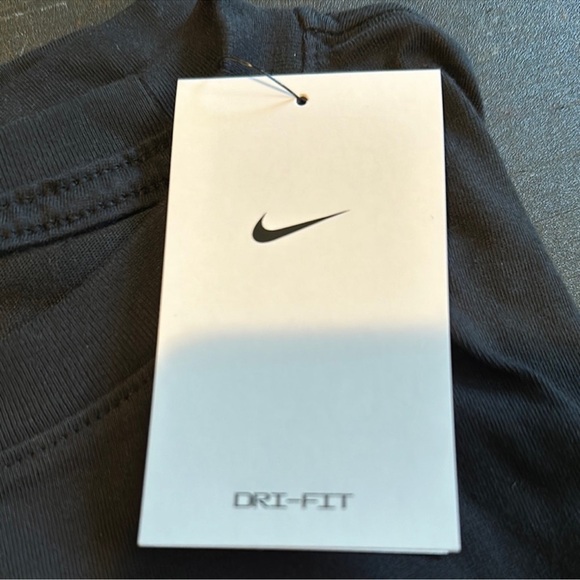 Nike Black Shirts & Tops Size Kids Large - Picture 3 of 3